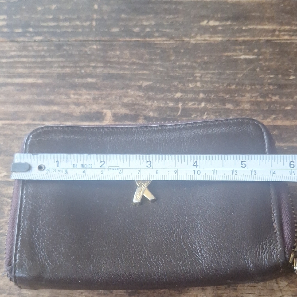 Vintage Paloma Picasso Black Wallet with Gold X Accent Quality Leather - Picture 9 of 10